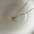 Collar Concha Dorada