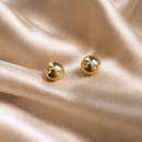 Aros Perlas Y Esfera Dorada
