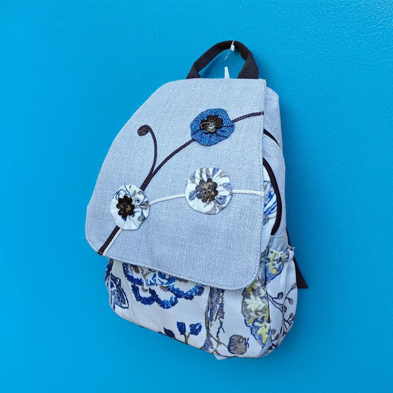 Mochila Flores Azules