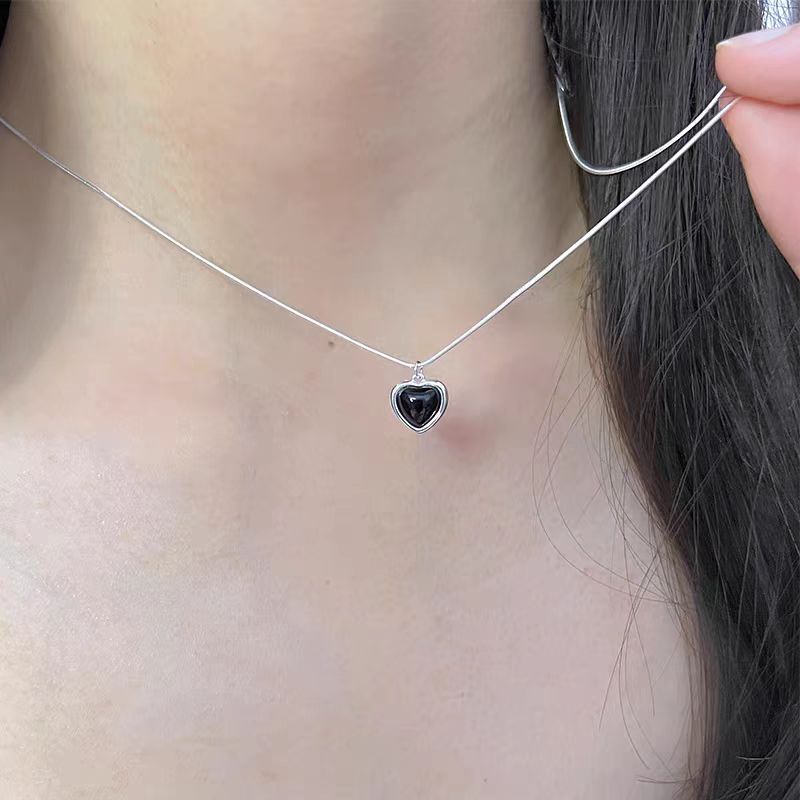 Collar Plata Corazón Ónix