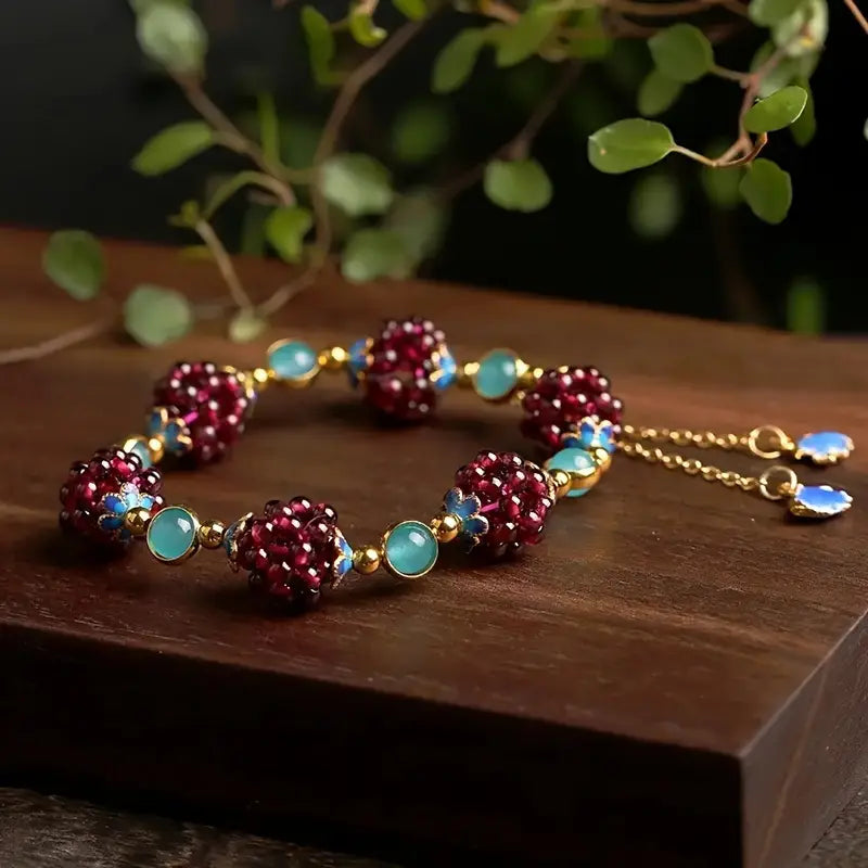 Pulsera ambuleto granate