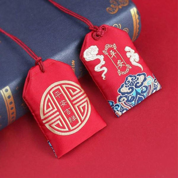 Amuleto Japonés - Rojo - Rincón Zen