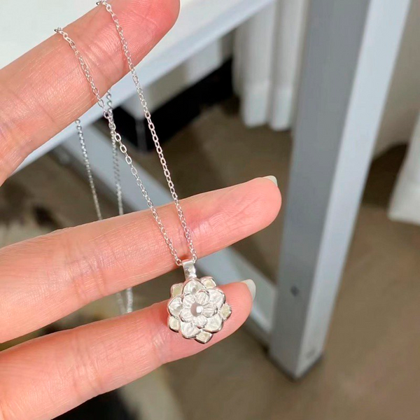 Collar Plata Loto Cristalino