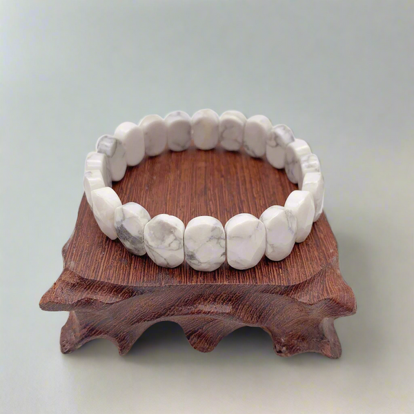 Pulsera Facetada de Turquesa Blanca